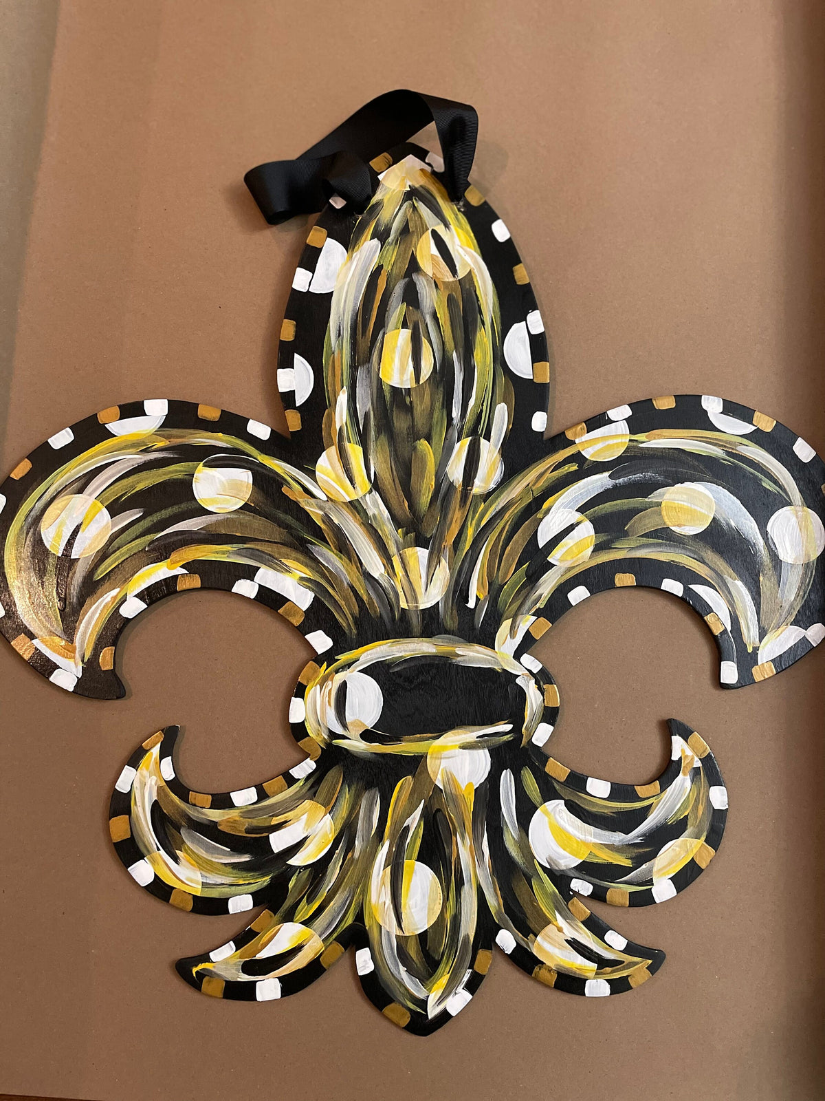 Black and Gold Fleur De Lis