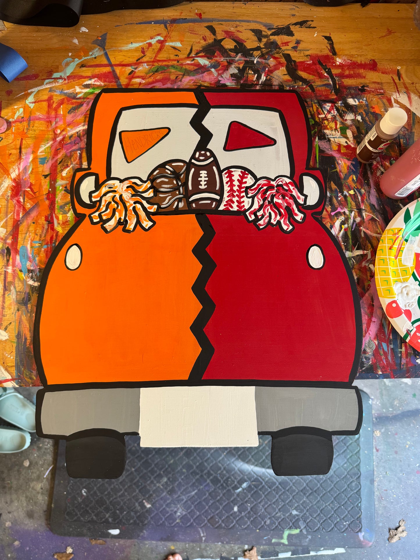 Two Team House Divided Truck
